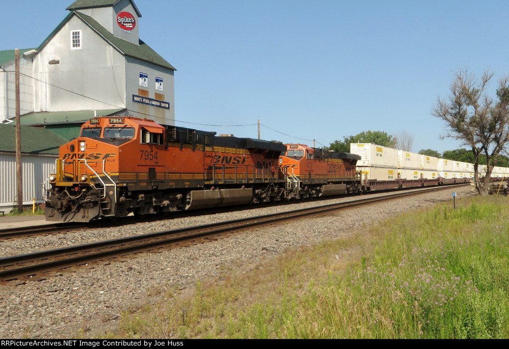 BNSF 7954 East